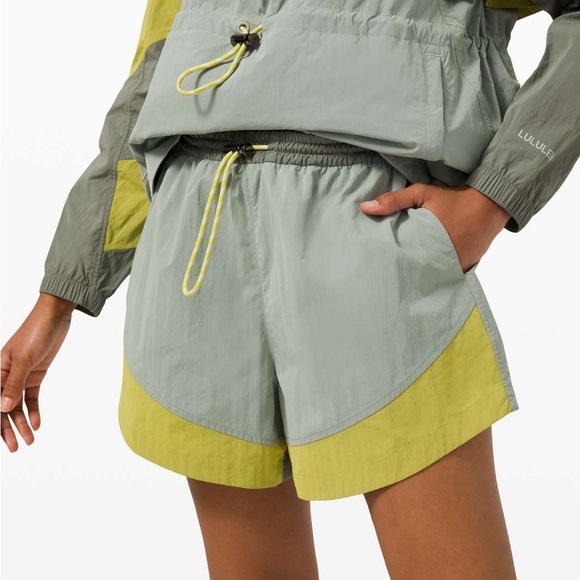 Lululemon Evergreen Short Sage/Pear - 2